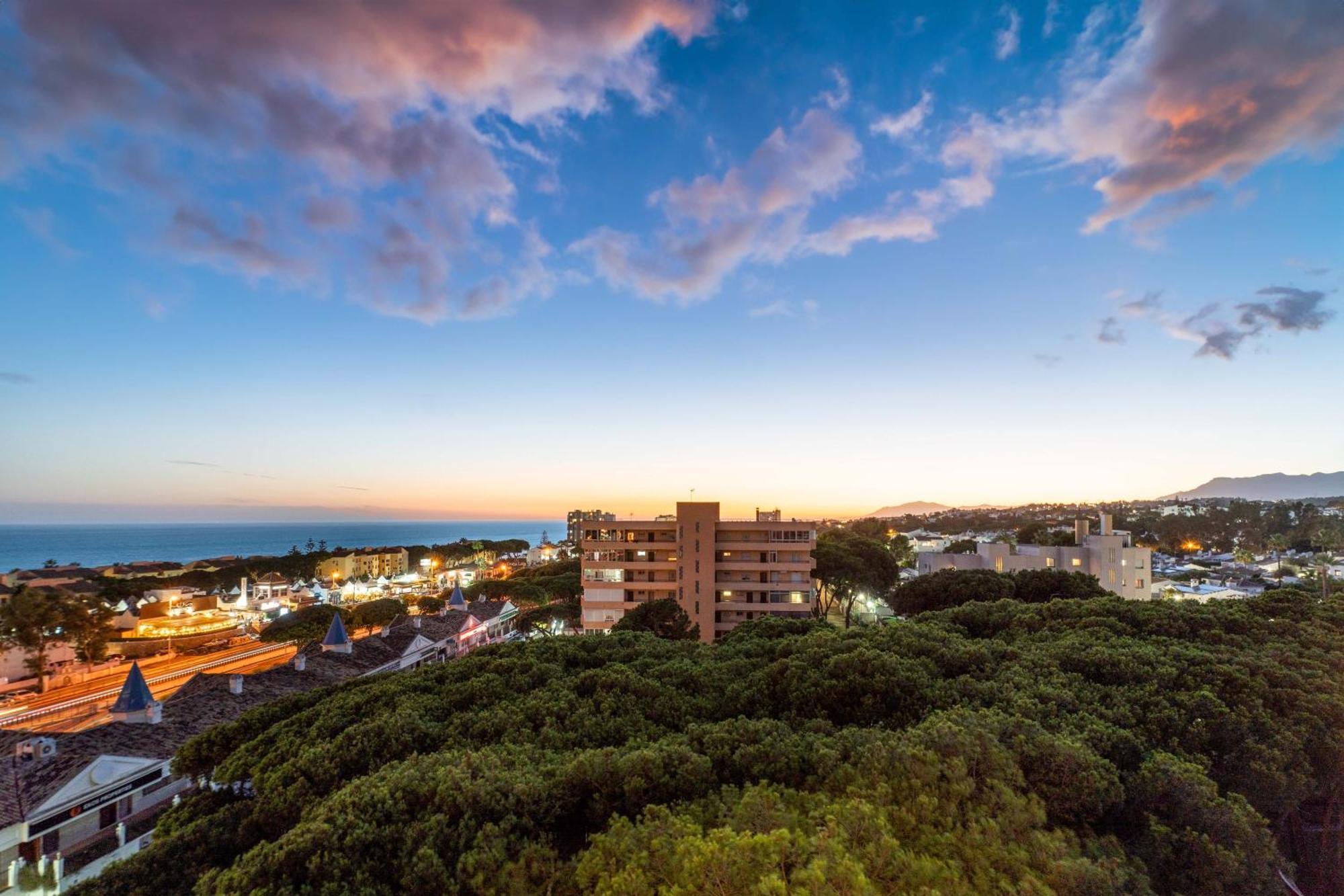 Modern Studio Apartment With Sea Views 5 Min From The Beach Sitio de Calahonda Exterior foto